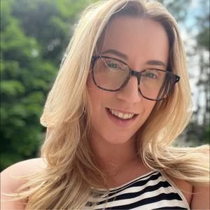 Meet your Posher, Vicki